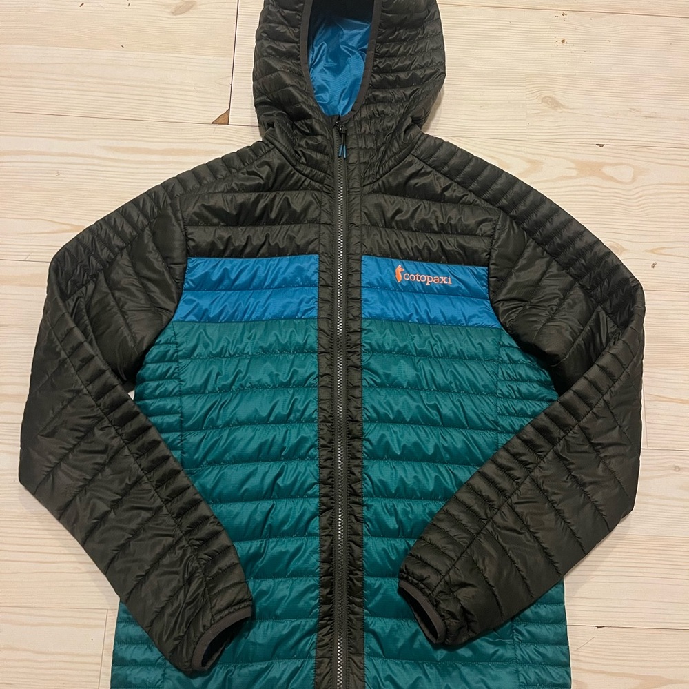 Cotopaxi Hooded Capa Jacket